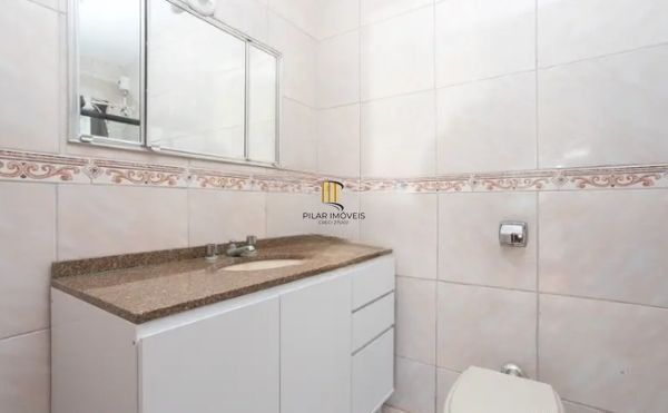 Prédio comercial no bairro Vila Jardim com 550m²