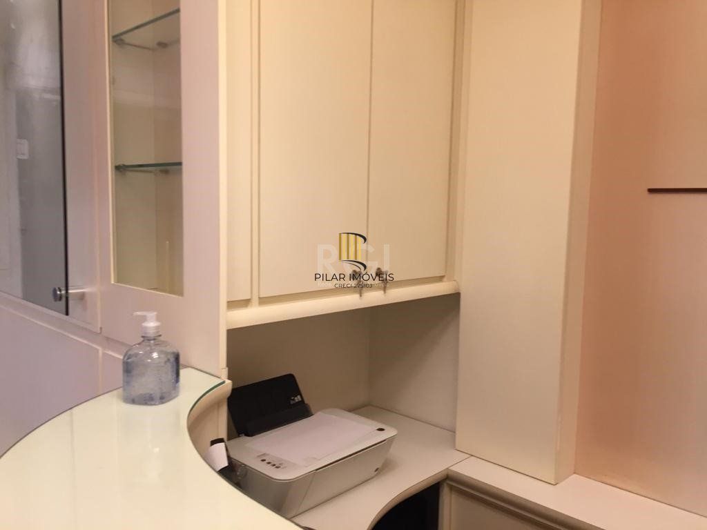 Conjunto/Sala para Venda - 73.6m², 0 dormitórios, Petrópolis