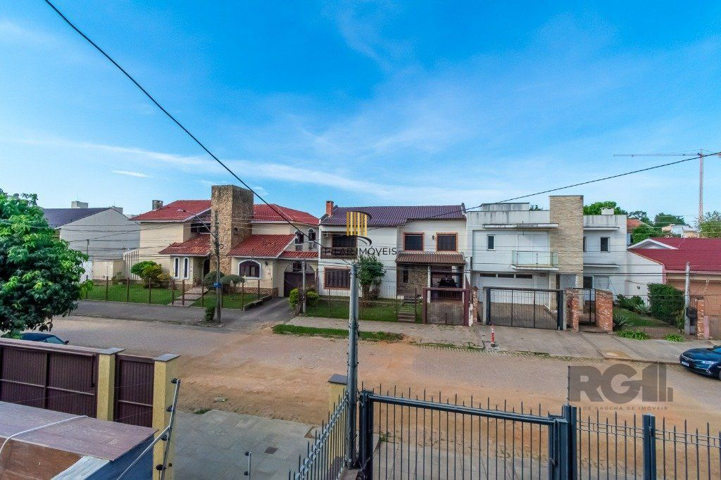 Casa 4 Dormitório(s) Bairro Jardim Planalto