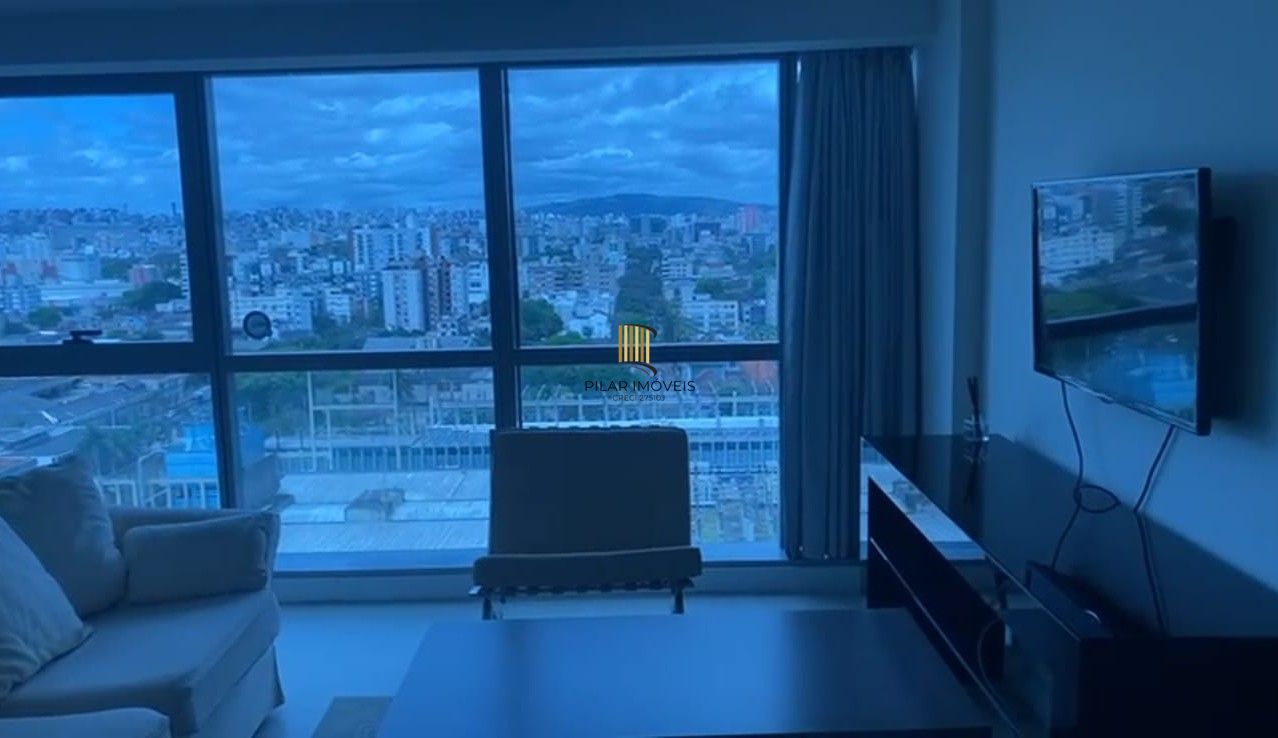 Loft no Tren City andar alto