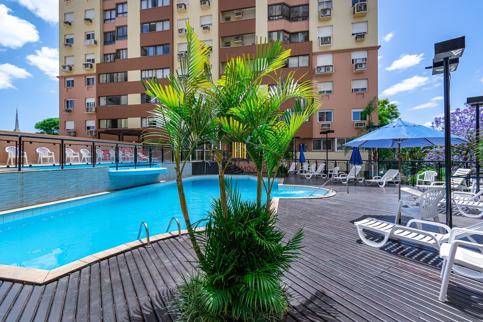 Apartamento 3 dormitórios no bairro Vila Ipiranga