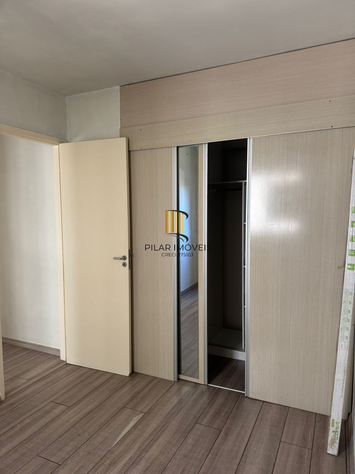 Apartamento de 2 dormitórios, vaga e infra no Jardim Itú