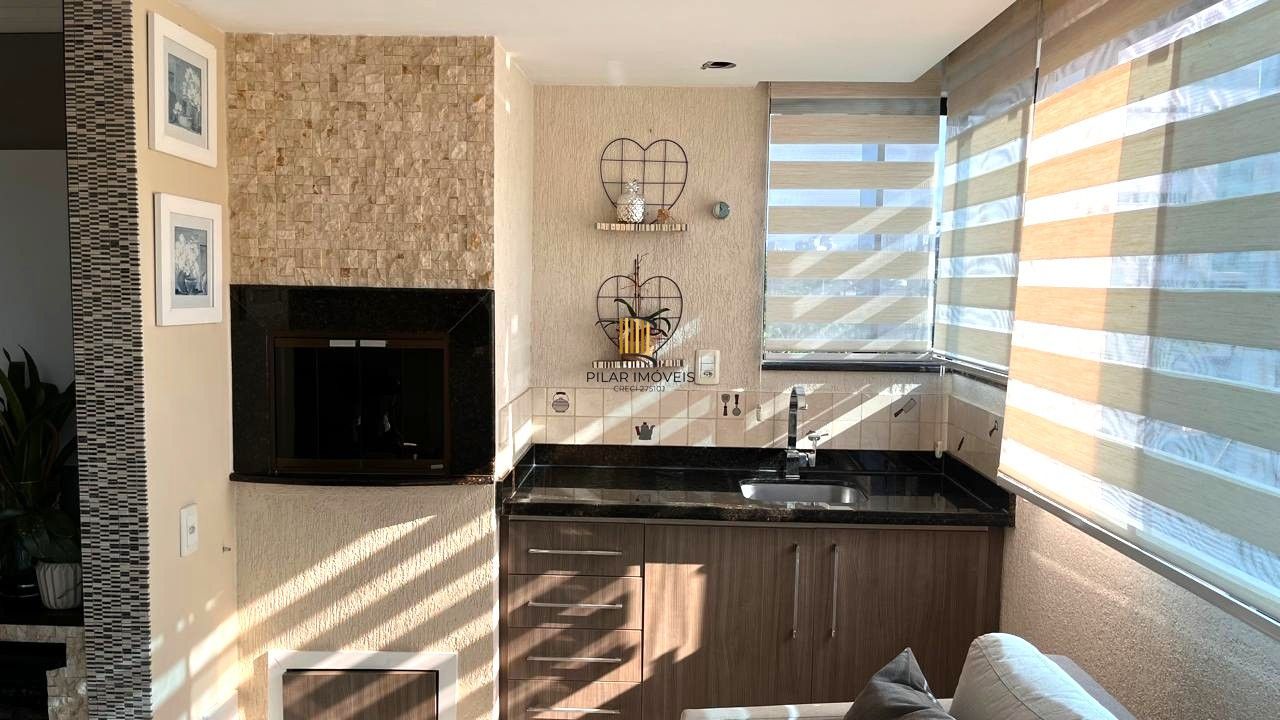 Apartamento de 2 dormitórios e vaga no bairro Santana