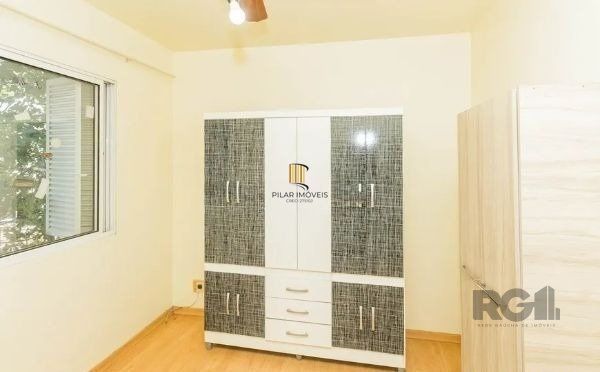 Casa condomínio no Humaitá de 3 dormitórios e vaga DESOCUPADA