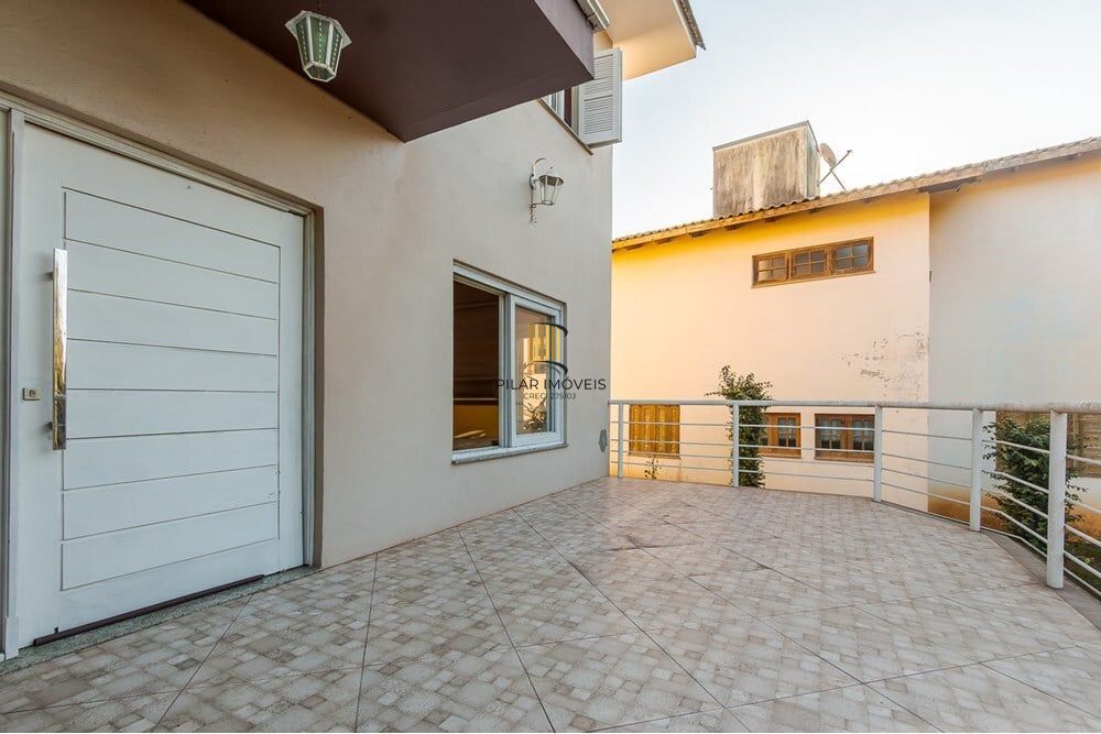 Casa de Condomínio com 3 Quartos à venda, 310m² - Vila Elsa