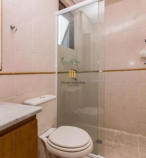 Apartamento amplo no bairro Tristeza de 3 dormitórios e 2 vagas