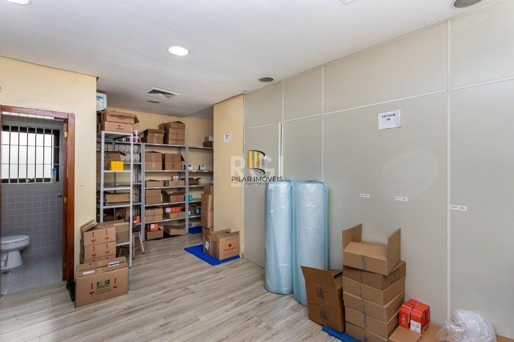 Loja Comercial na Av Cristóvão Colombo