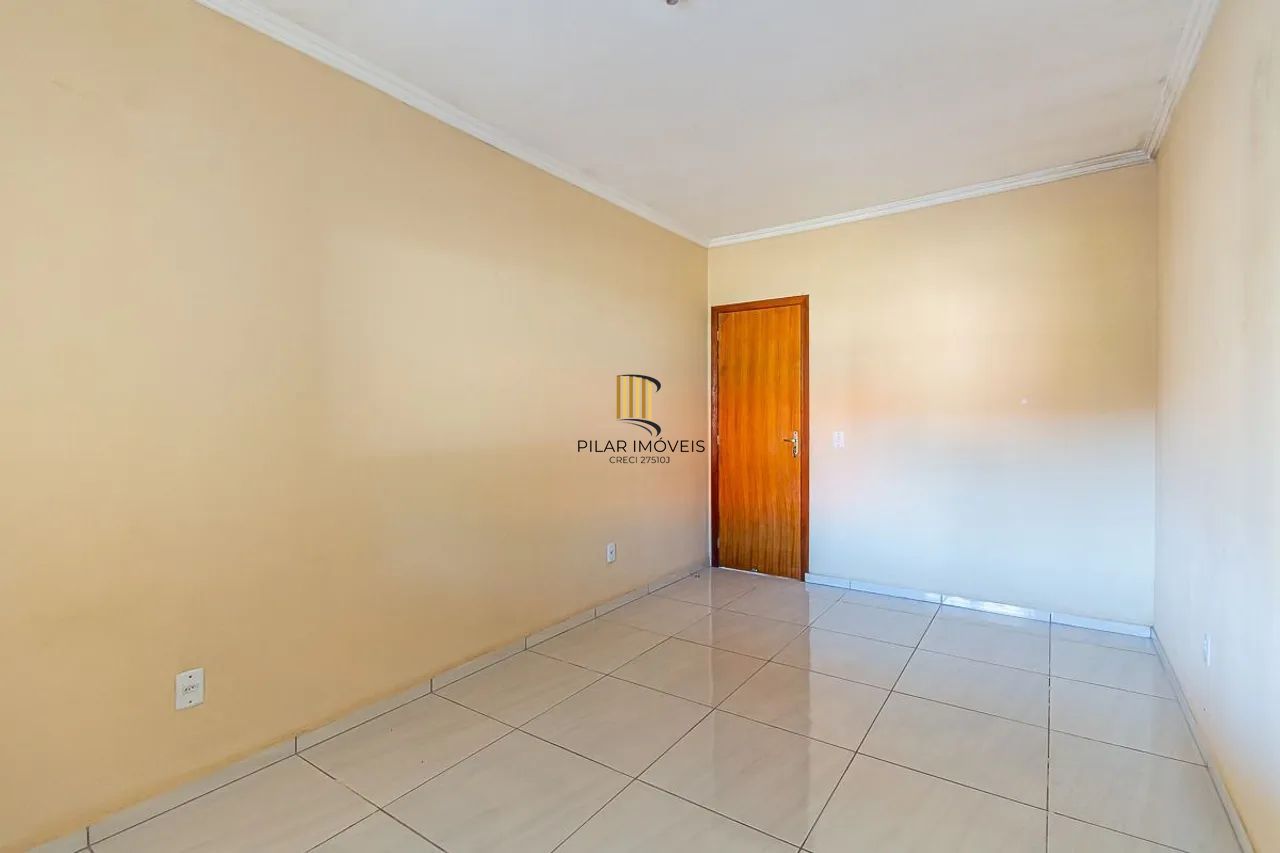 Casa 2 dormitórios no bairro Parque dos Anjos