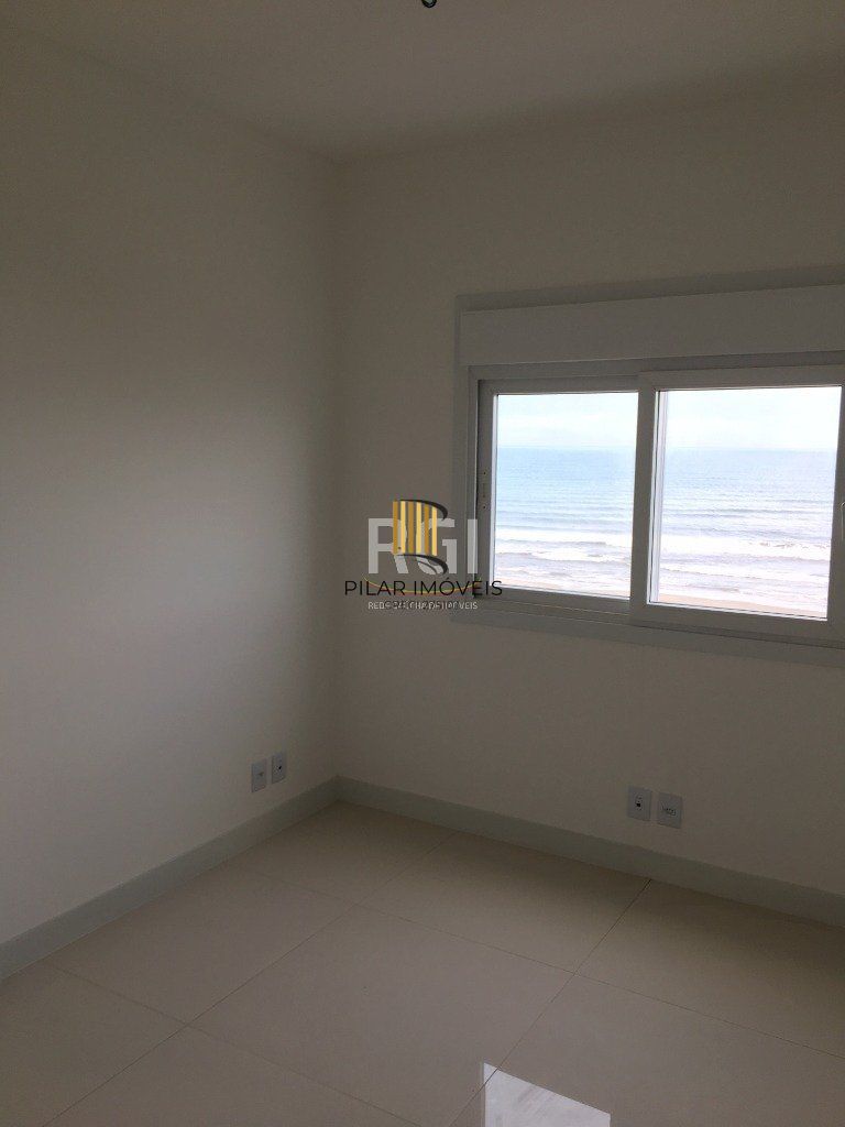 Apartamento para Venda - 83.37m², 3 dormitórios, sendo 2 suites, 2 vagas - Centro