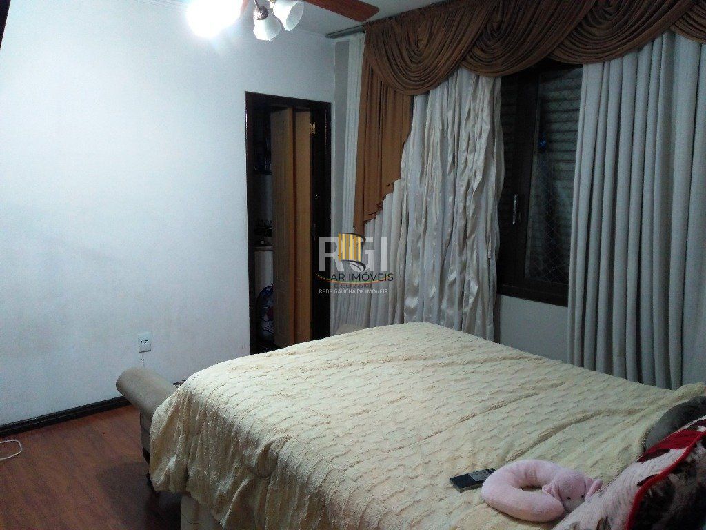 Cobertura para Venda - 323.99m², 3 dormitórios, sendo 1 suites, Partenon