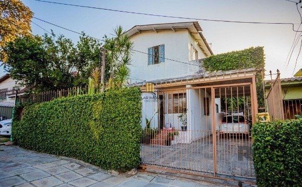 Casa 9 Dormitório(s) Bairro Jardim Carvalho - Pilar Imóveis