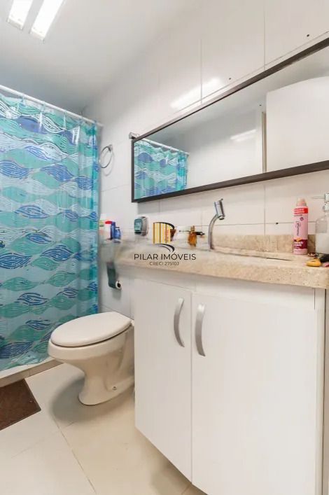 Casa 4 dormitórios no bairro Chácara das Pedras