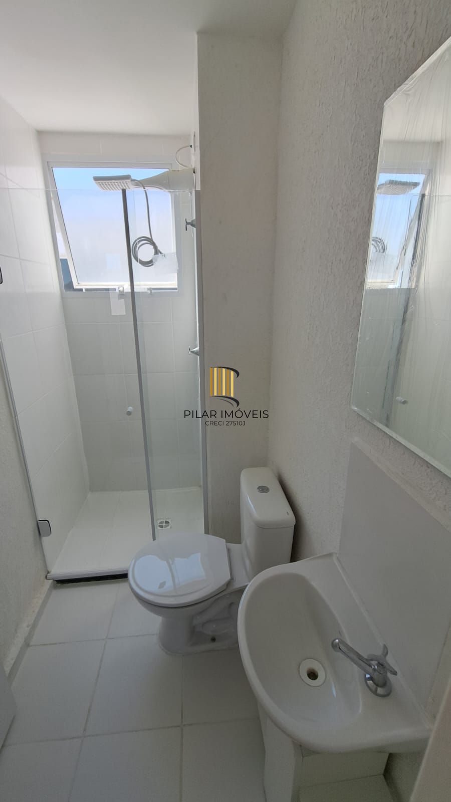 Apartamento 2 dormitórios no bairro Rubem Berta