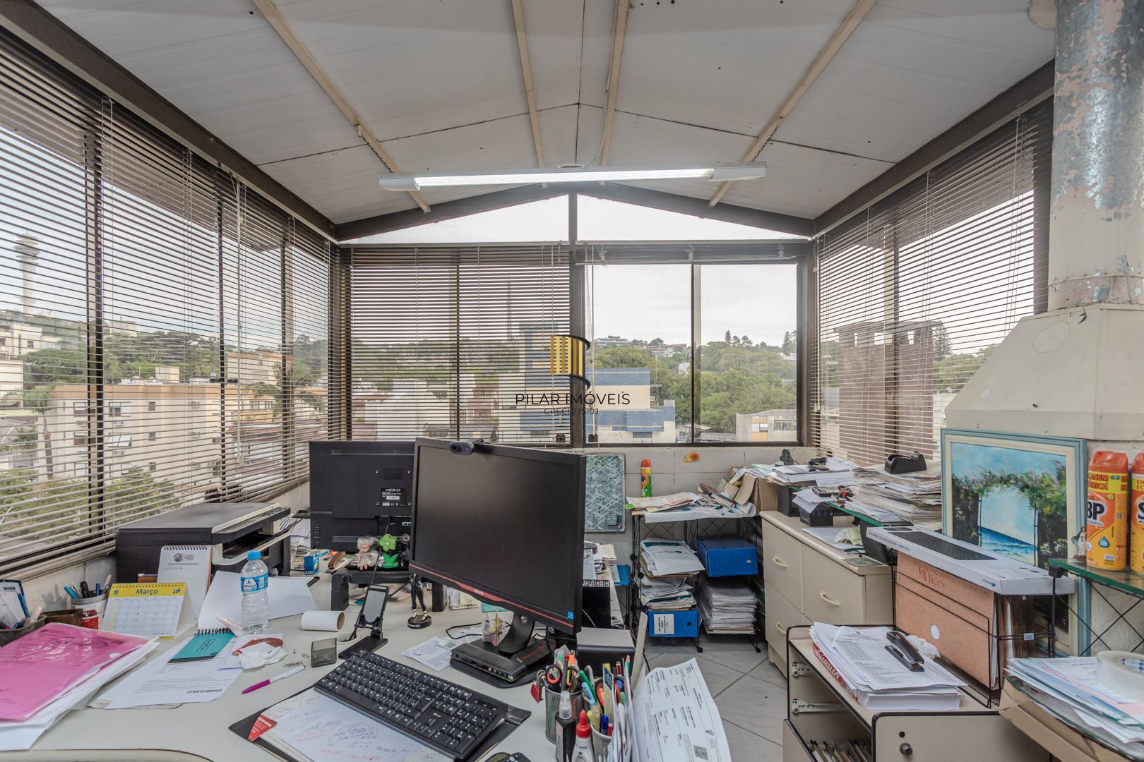 Cobertura no Menino Deus de 3 dormitórios e vaga