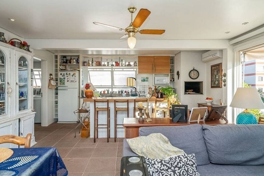 Cobertura no bairro Auxiliadora de 4 dormitórios e vaga