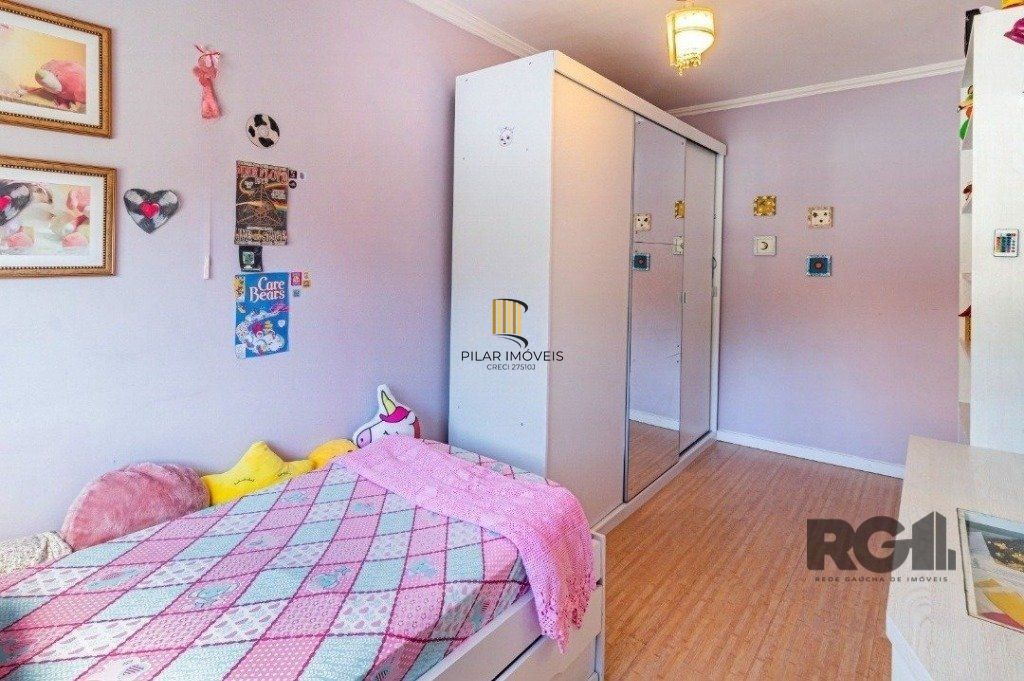 Casa 4 dormitórios no bairro Chácara das Pedras