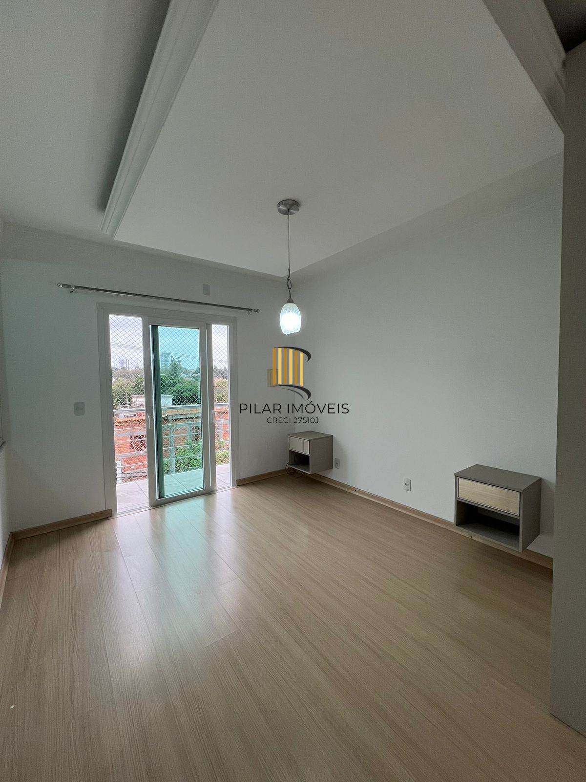 Casa sobrado em Gravatai de 3 dormitórios e 2 vagas