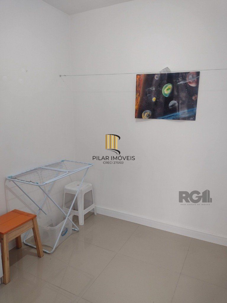 APTO 02 DORM , 01 VAGA , ELEVADOR , DEPENDENCIA , CHURRASQUEIRA