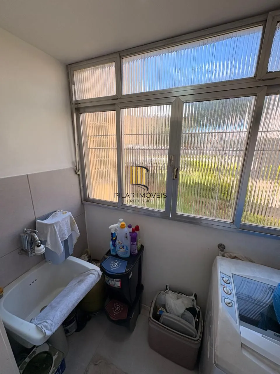 Apartamento no São Sebastião de 1 dormitório e vaga SEMI MOBILIADO