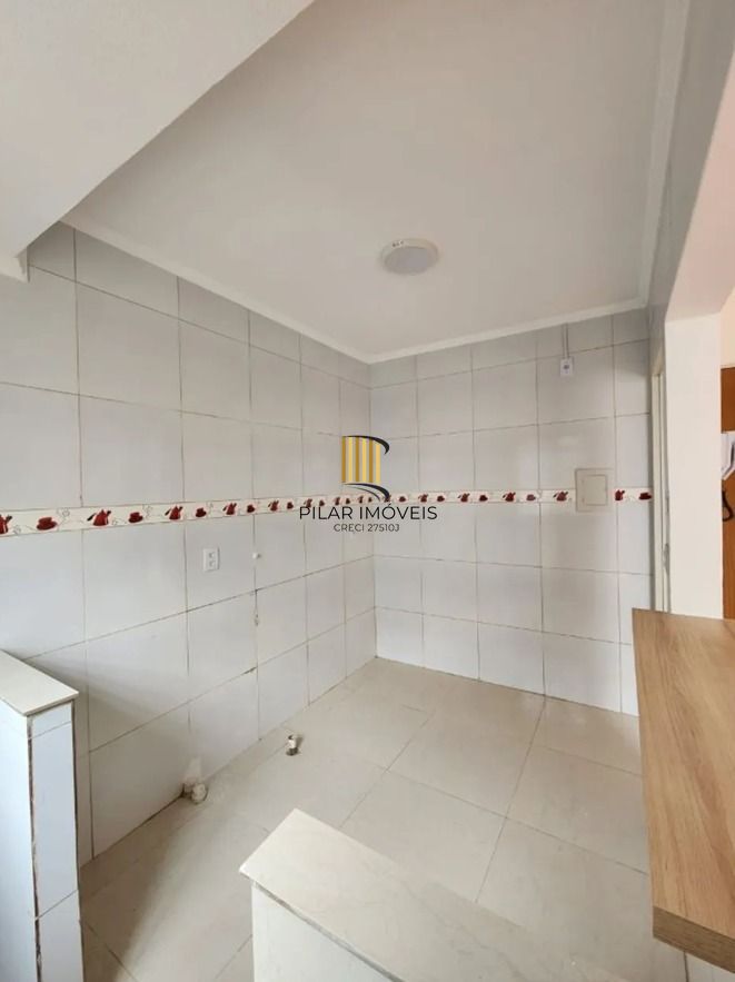 Apartamento de 2 dormitórios e vaga rotativa DESOCUPADO