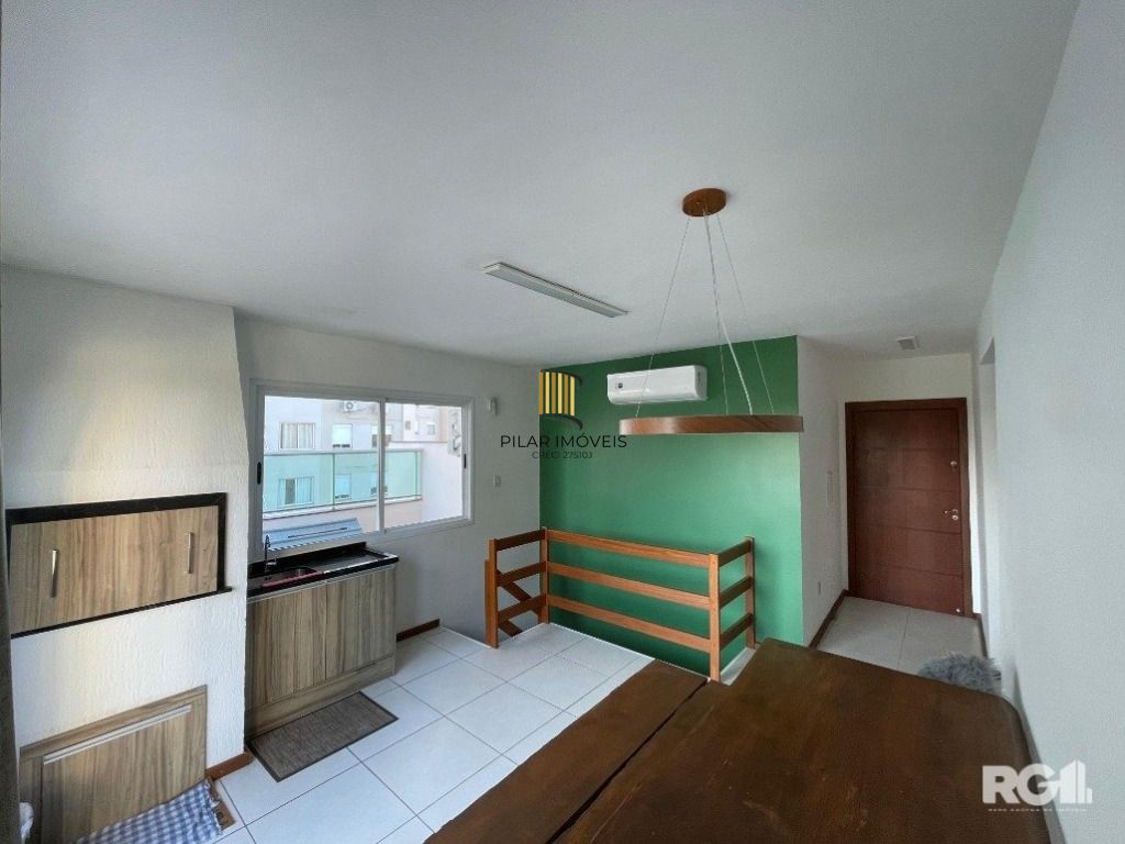 Apartamento Duplex com 3 quartos à venda, 144m²