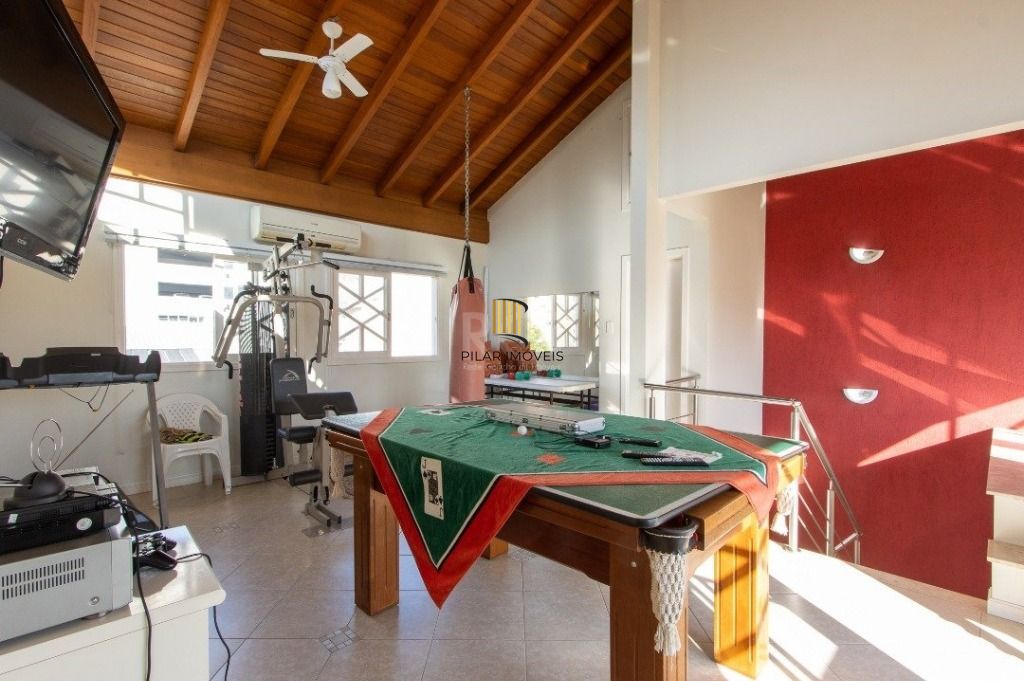 Casa 3 dormitórios no bairro Cristal