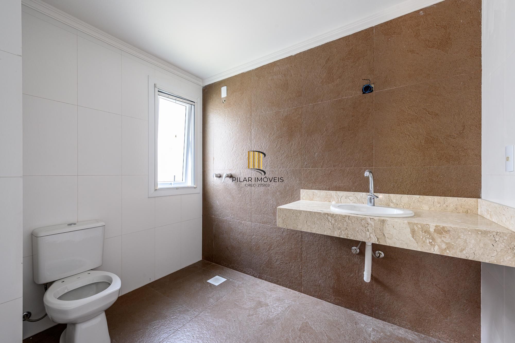 Casa de Condomínio 3 dormitórios no bairro Tristeza