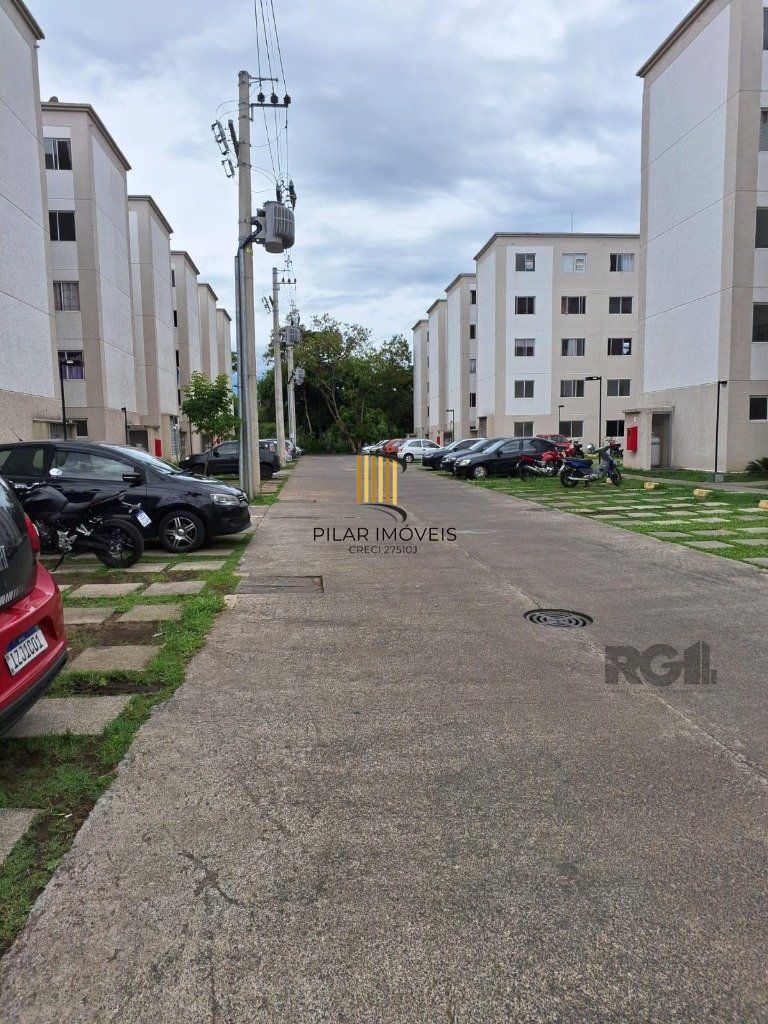 Apartamento de 02 dormitórios e 01 vaga, no bairro Rio Branco, em Canoas.