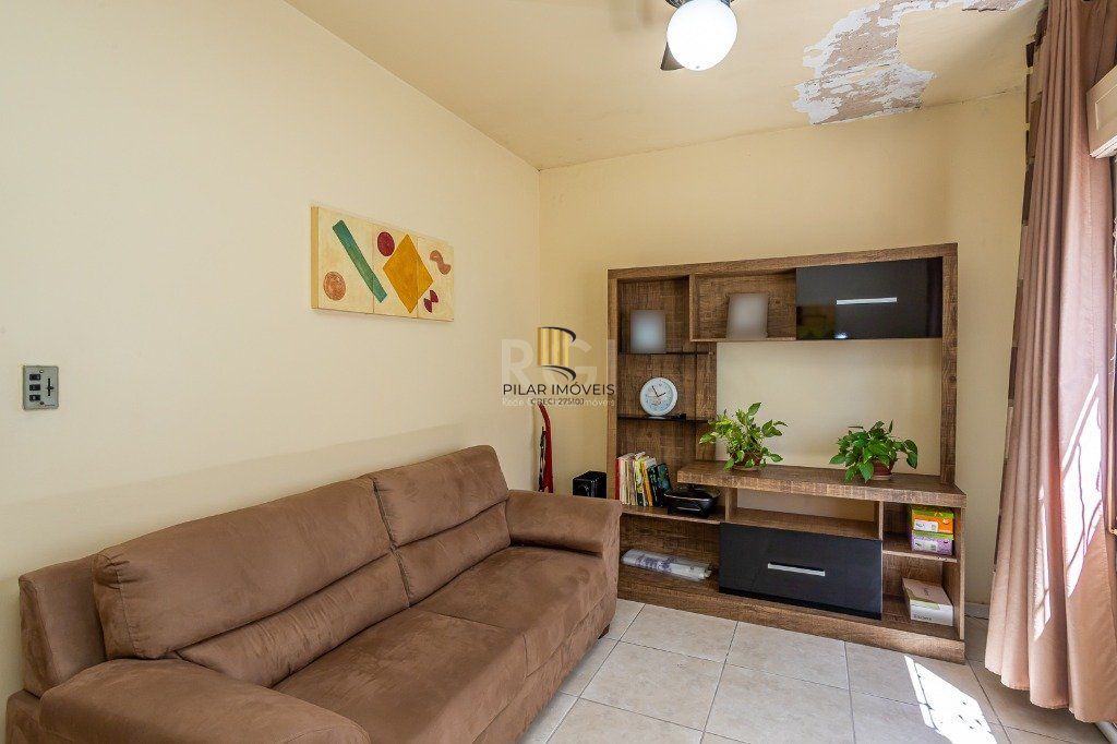 Casa 3 Dormitório(s) Bairro Jardim Sabará