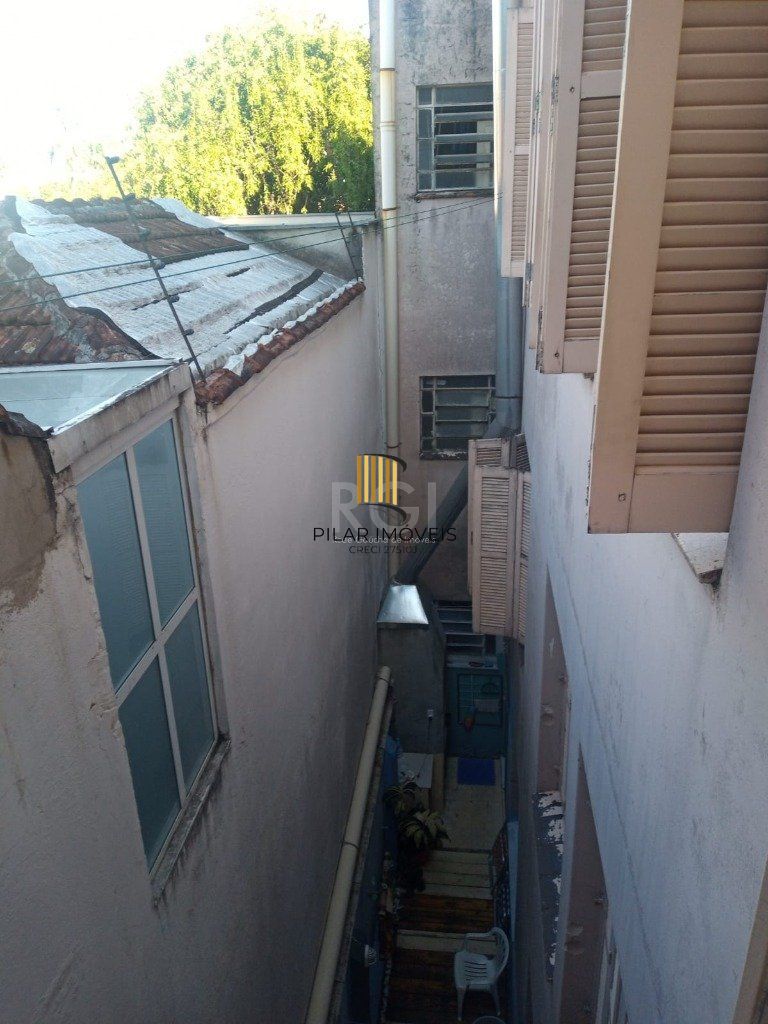 Apartamento no bairro Petrópolis de 3 dormitórios e vaga