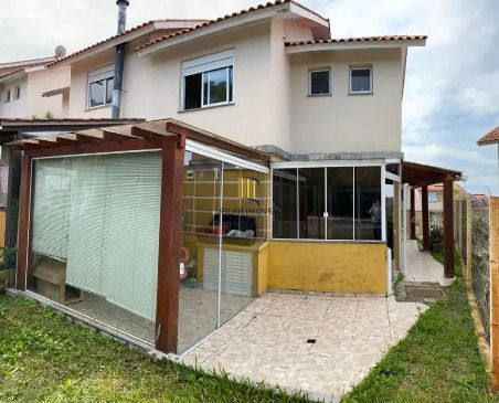 Casa de Condomínio 3 dormitórios no bairro Mário Quintana