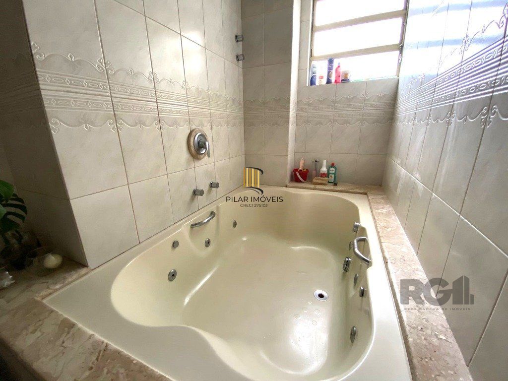 Apartamento no Centro de 3 dormitórios andar alto