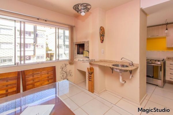 Apartamento 2 dorms, 1 vaga de garagem, à venda Rua Mura, Guarujá - Porto Alegre