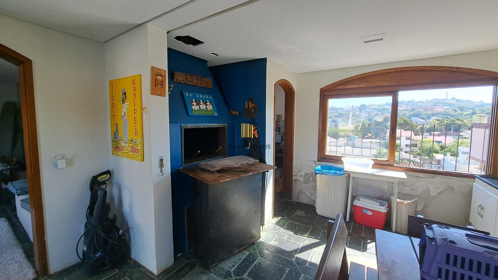 Cobertura no bairro Cristal de 3 dormitórios e 2 vagas