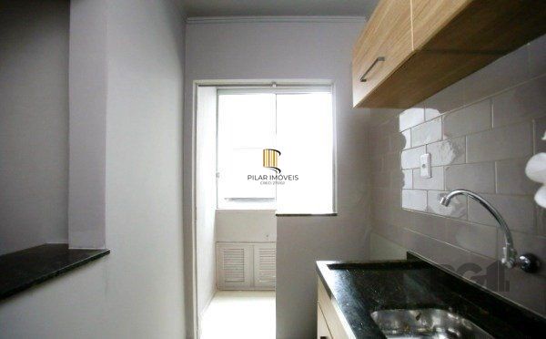 Apartamento JK no Menino Deus mobiliado