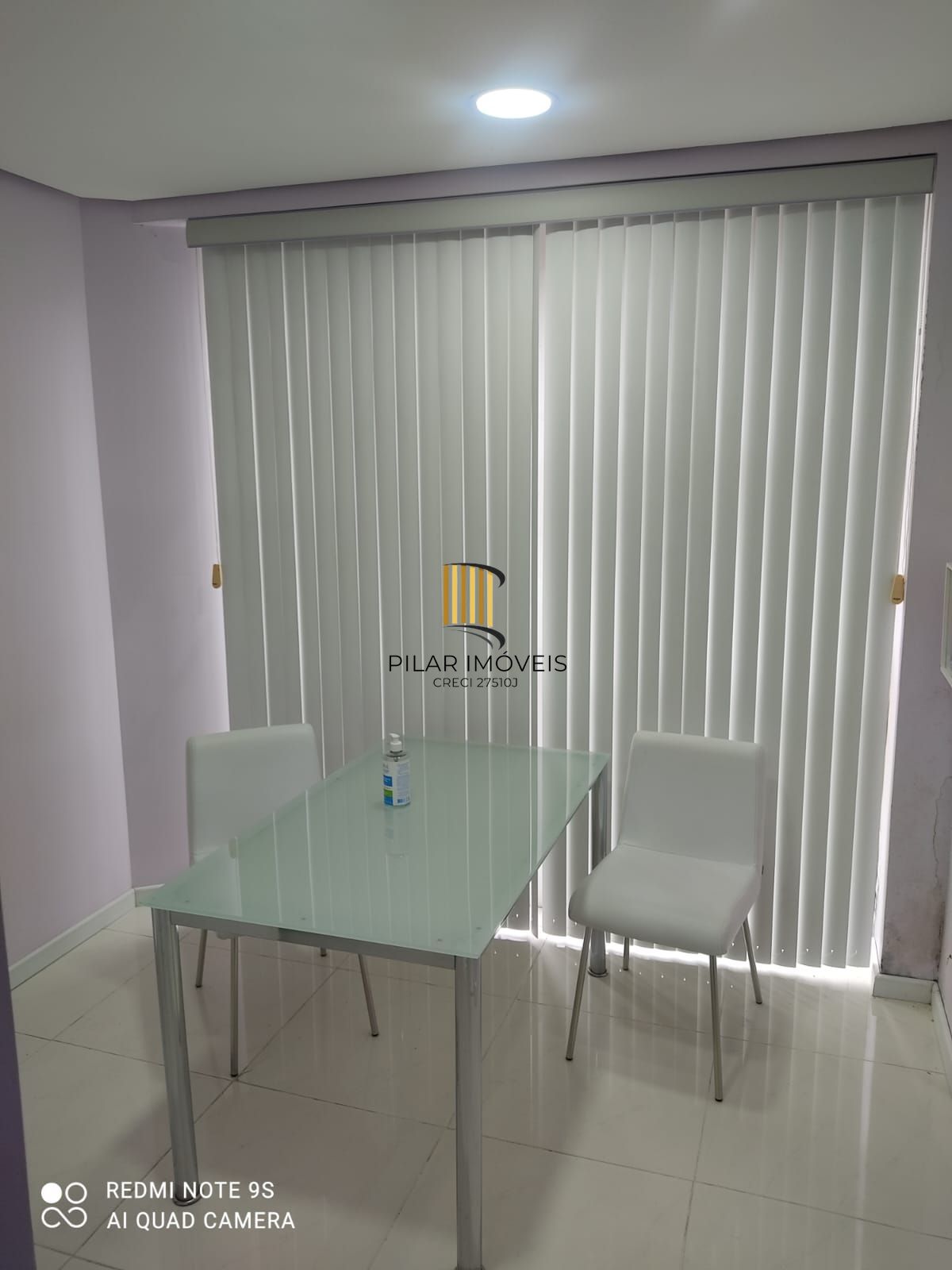 Sala Comercial 1 dormitório no bairro Floresta