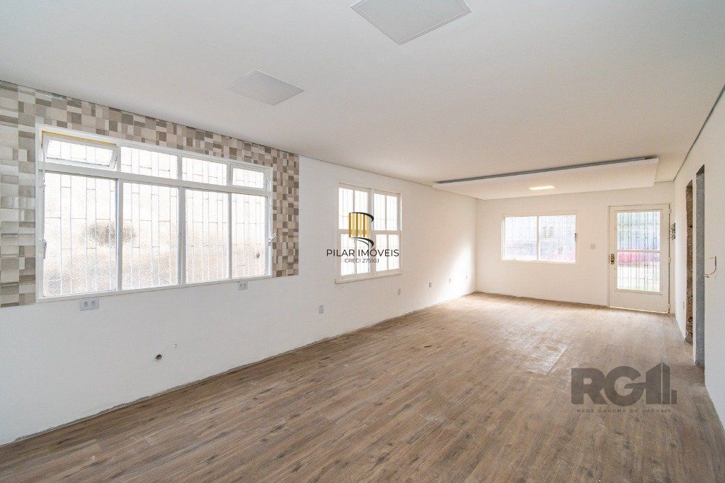 Casa no bairro Cristal de 3 dormitórios