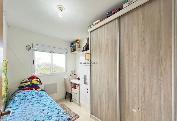 Apartamento no bairro Tristeza de 2 dormitórios vaga e infra