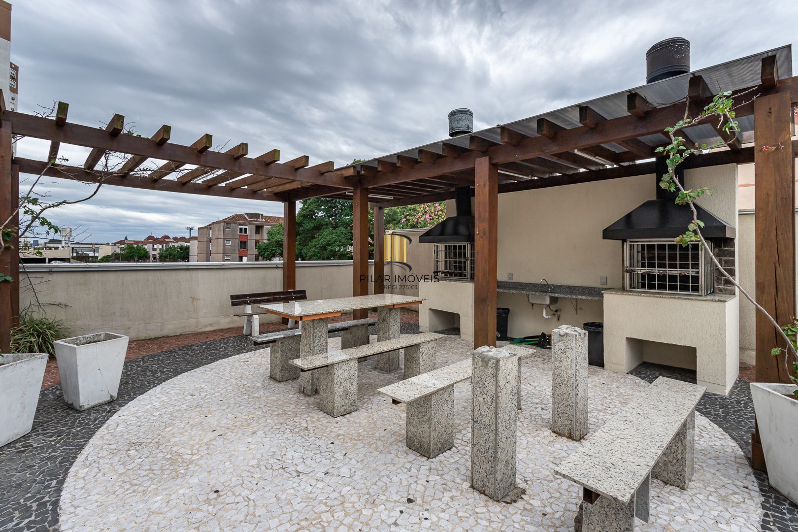 Apartamento de 3 dormitórios vaga e infra no bairro Vila Ipiranga