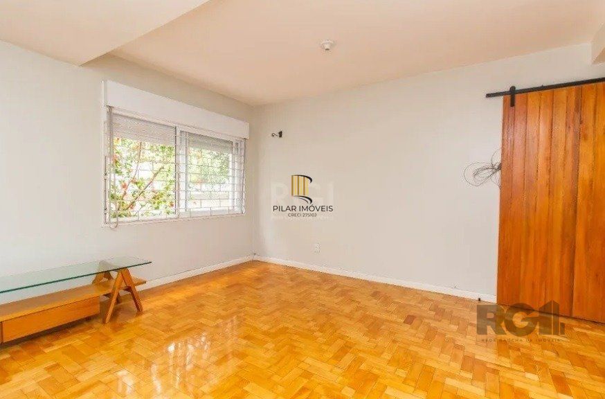 Apartamento no Bom Fim com 4 dormitórios e vaga