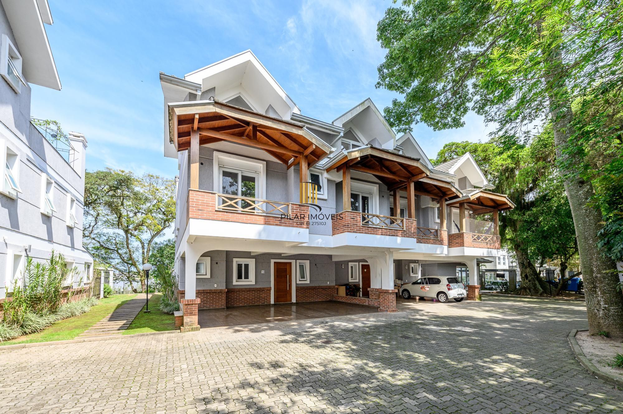 Casa de Condomínio 3 dormitórios no bairro Tristeza