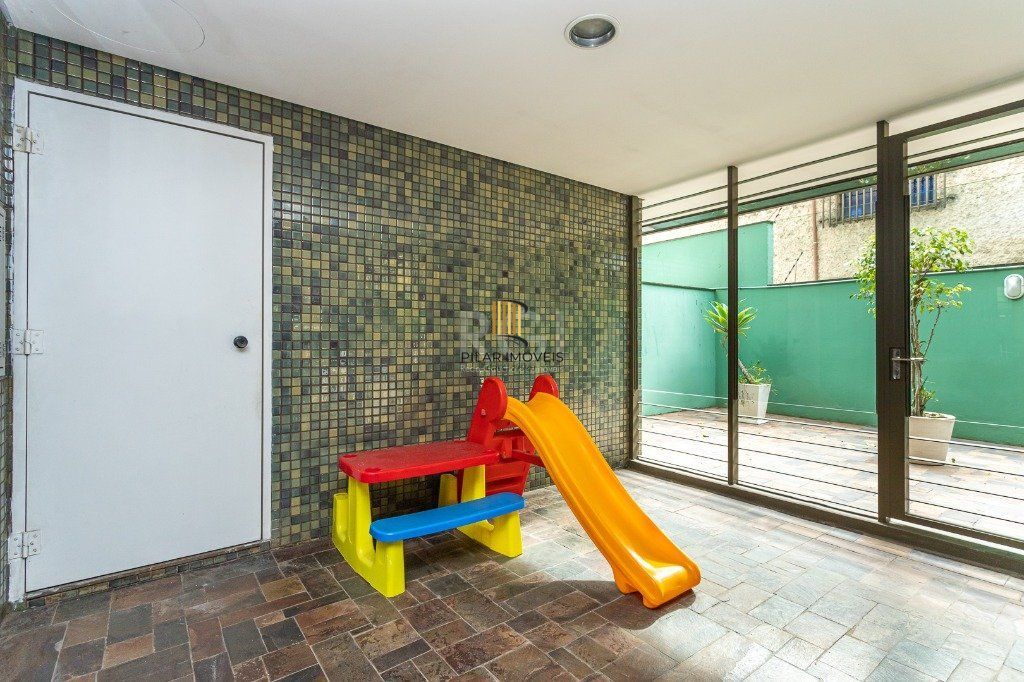 Apartamento para Venda - 141m², 3 dormitórios, sendo 1 suites, 3 vagas - Rio Branco
