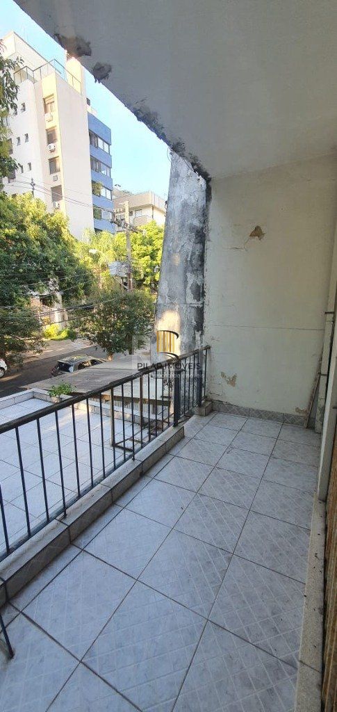 Casa para Venda 3 dormitórios, 2 vagas - Petrópolis