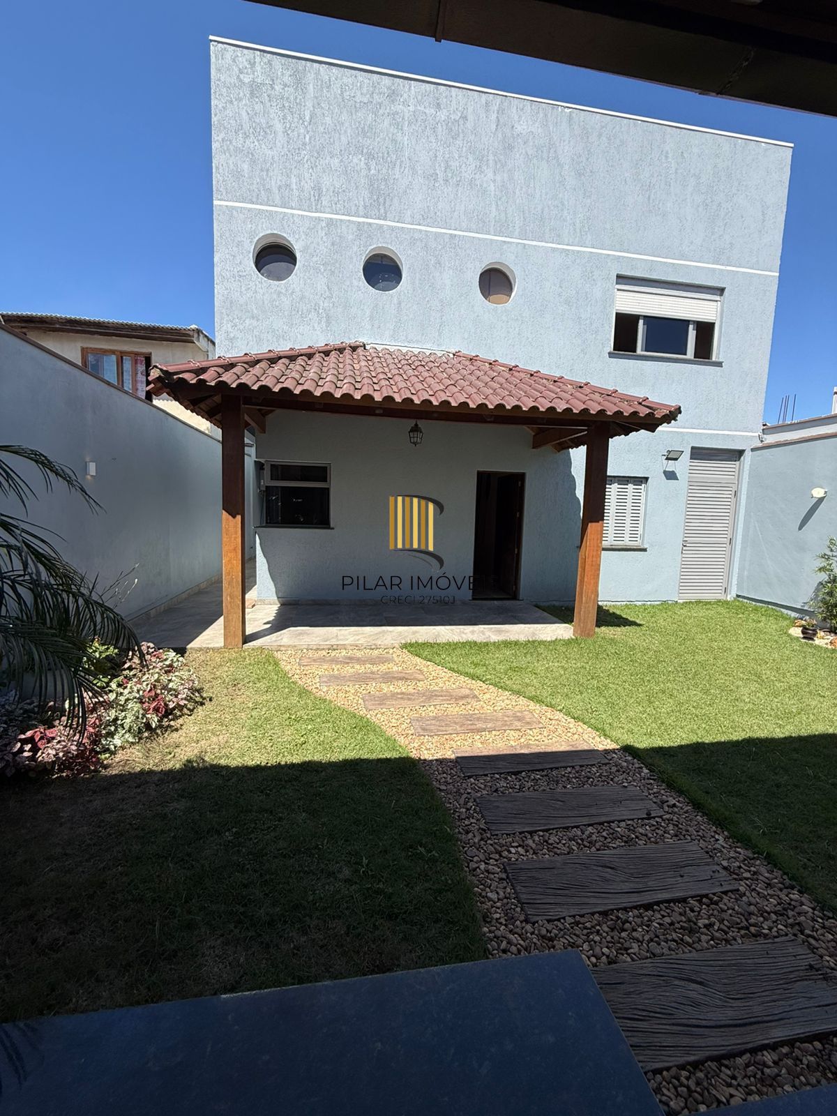 Casa 4 dormitórios no bairro Sumaré