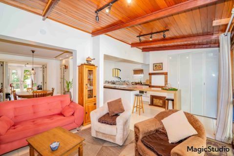 Casa em Condomínio 3 dorms, 2 vagas de garagem, 129m² privativos, à venda Avenida Eduardo Prado, Cavalhada - Porto Alegre