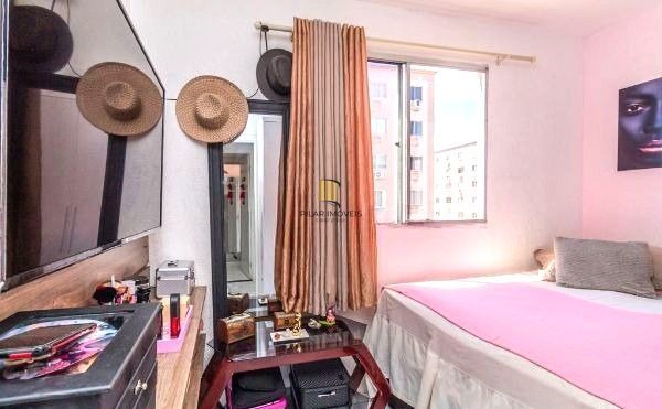 Apartamento na Hipica de 2 dormitórios e vaga