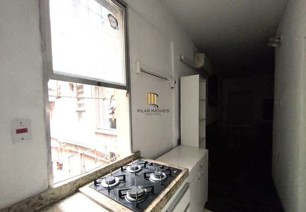 Apartamento no Centro de 1 dormitório DESOCUPADO