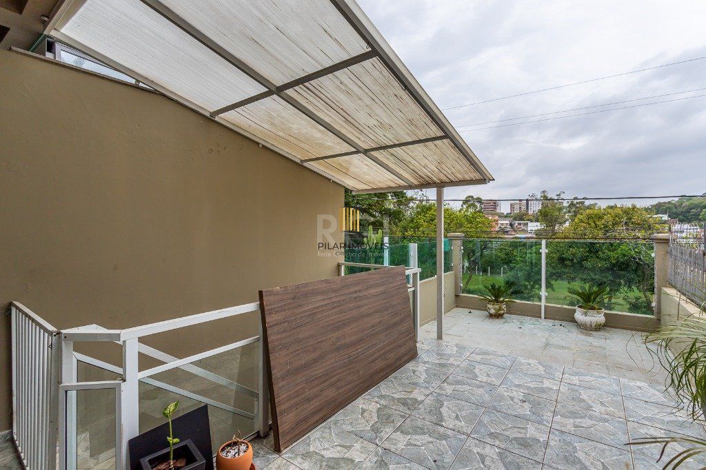 Sobrado para Venda - 171.64m², 3 dormitórios, sendo 1 suites, 2 vagas - Jardim Itu