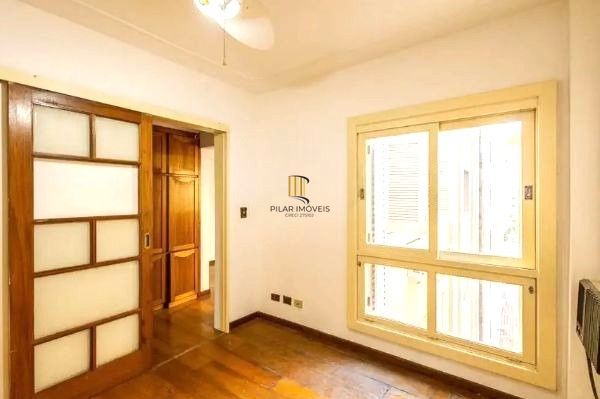 Apartamento na Cidade Baixa de 3 dormitórios e 1 vaga DESOCUPADO