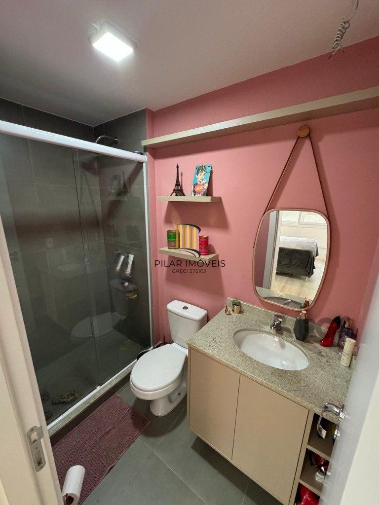 Apartamento 2 dormitórios no bairro Glória